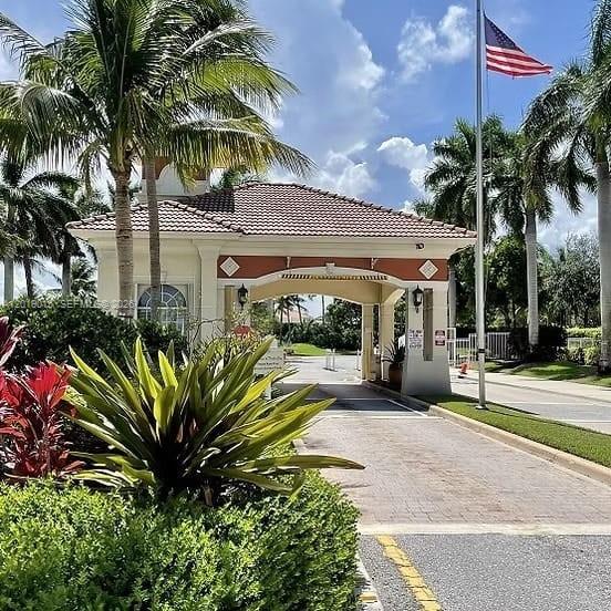 8014 Big Pine Way, Riviera Beach FL 33407 photo 3