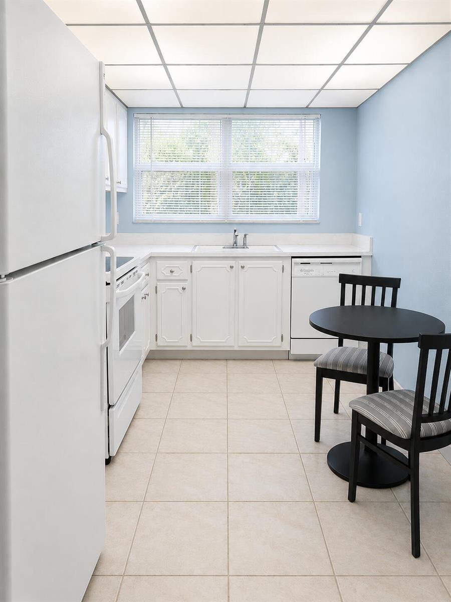2018 S Federal Highway # 205, Boynton Beach FL 33435 photo 4
