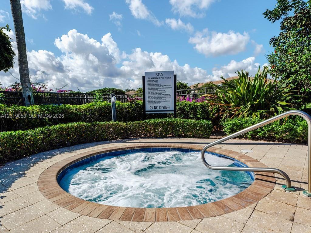 100 Portofino Drive, Palm Beach Gardens FL 33418 photo 3