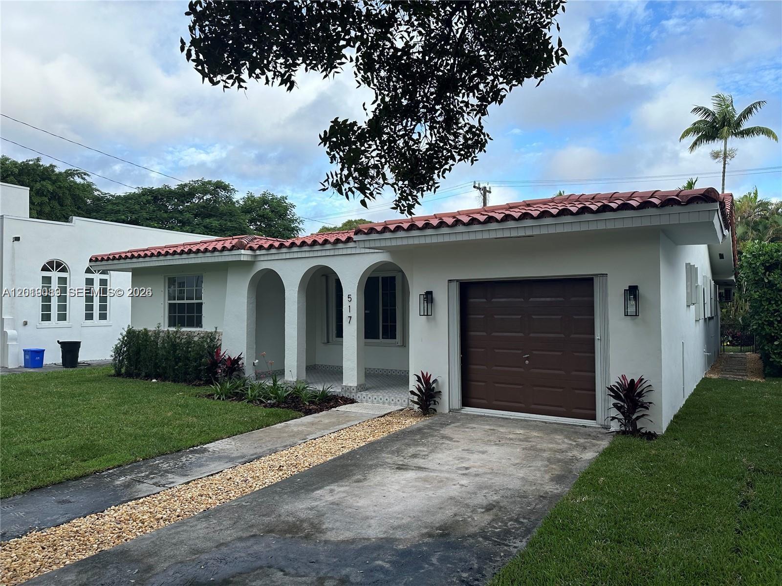 517 Navarre # 517, Coral Gables FL 33134 photo 3