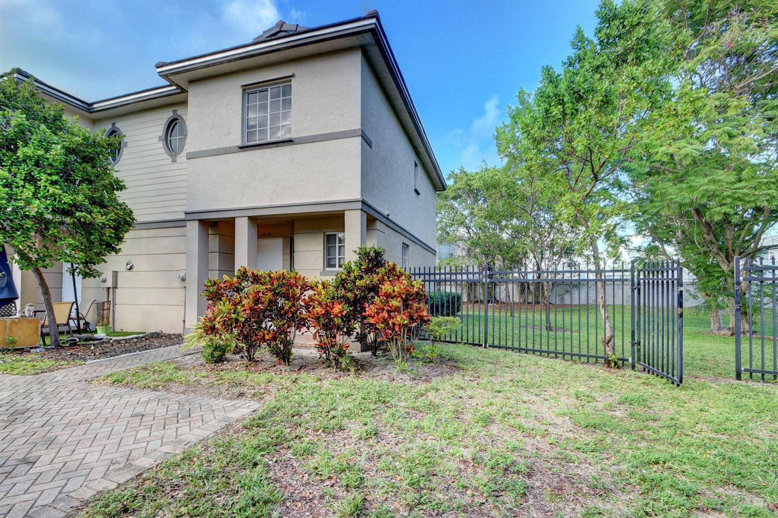 2036 Marsh Harbor Drive, West Palm Beach FL 33404 photo 5