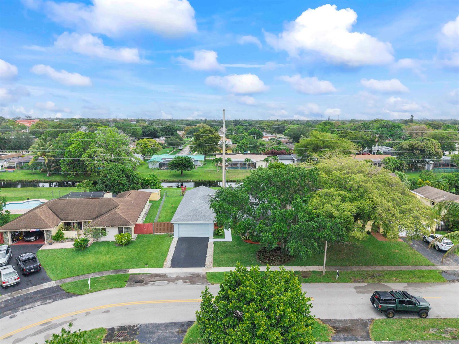 1320 NW 76th Avenue, Plantation FL 33322 photo 5