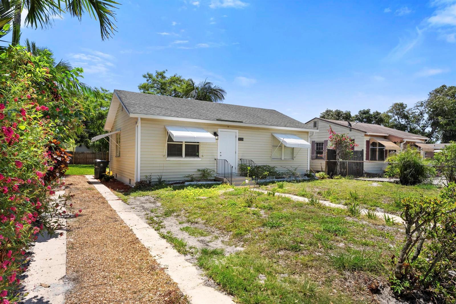 926 S L Street, FL 33460 photo 4