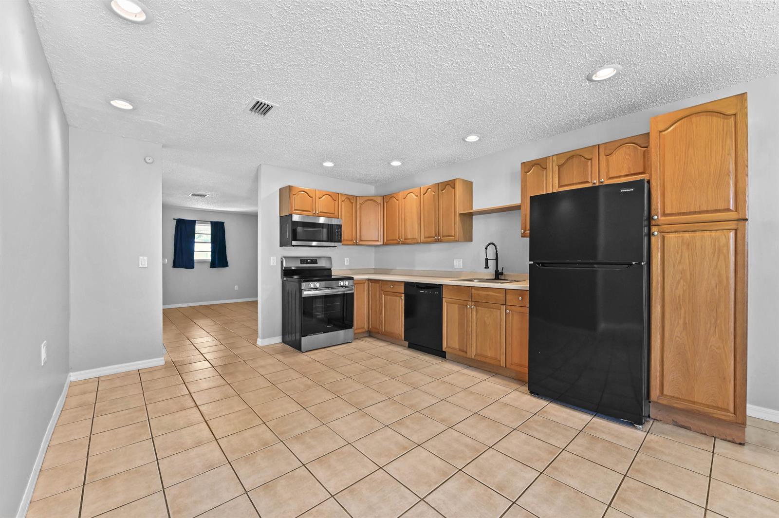 4548 SE Salvatori Road, Stuart FL 34997 photo 5