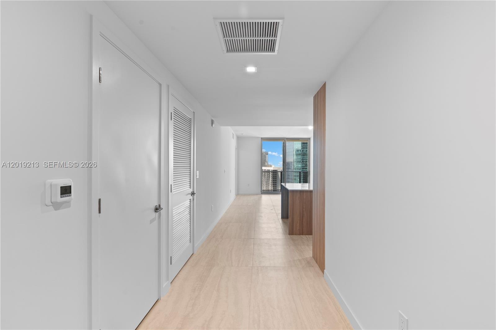 77 SE 5 # 3702, Miami FL 33131 photo 2