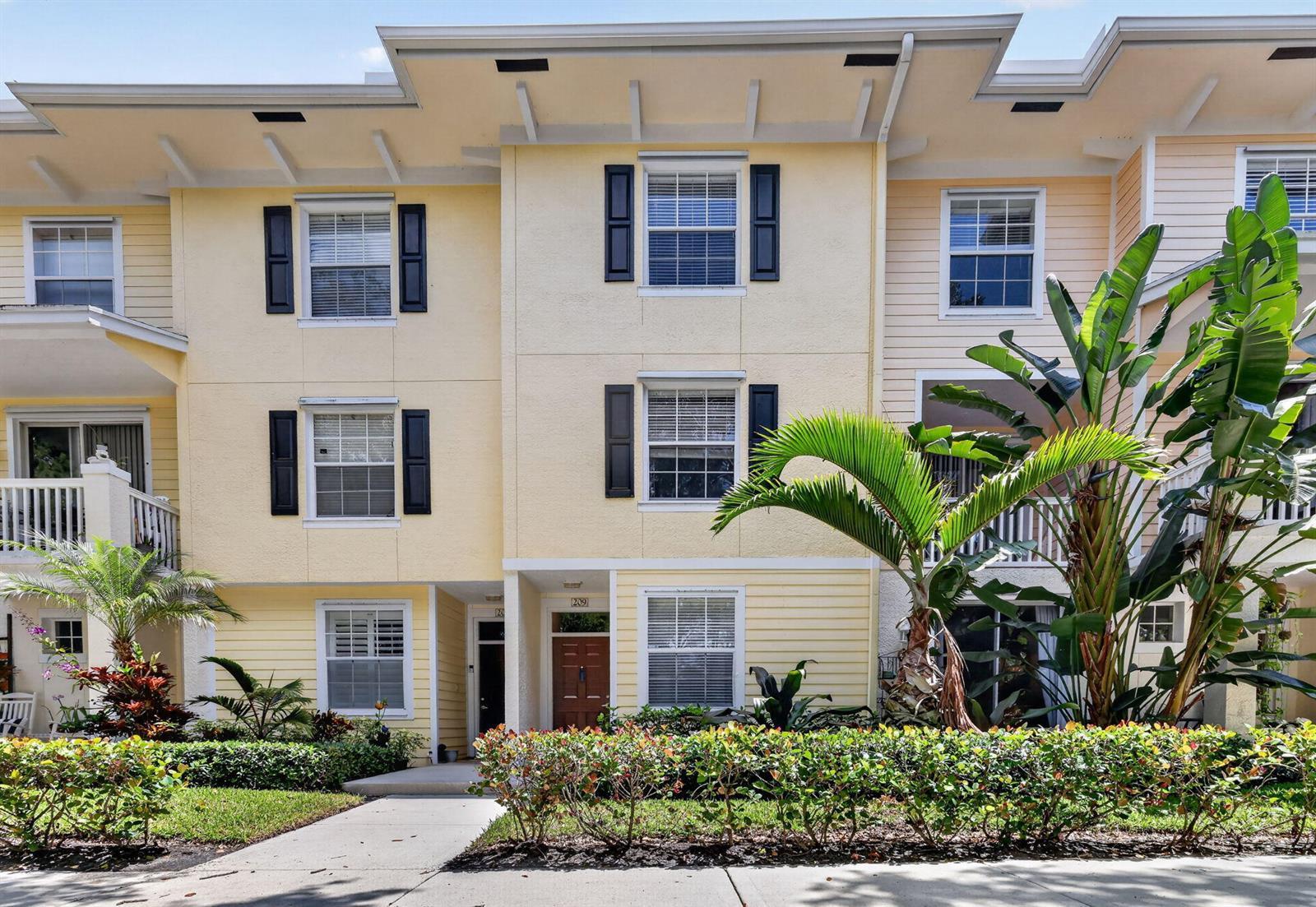 175 Galicia Way # 209, Jupiter FL 33458