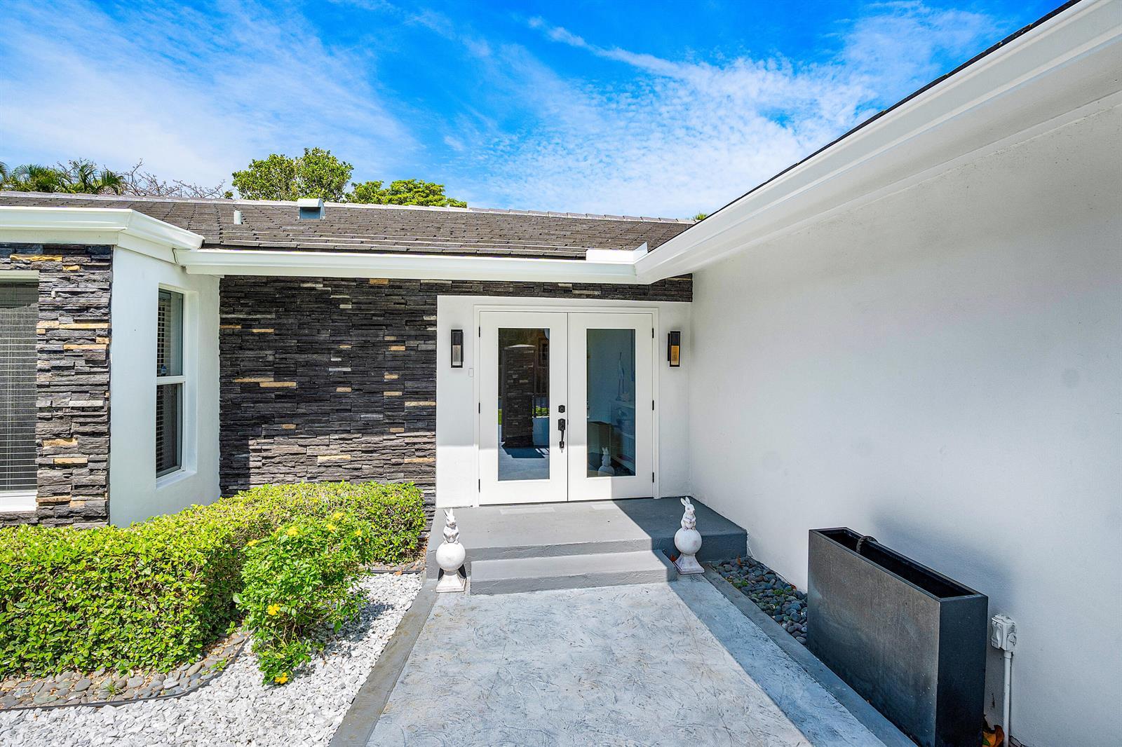2401 Banyan Road, Boca Raton FL 33432 photo 4