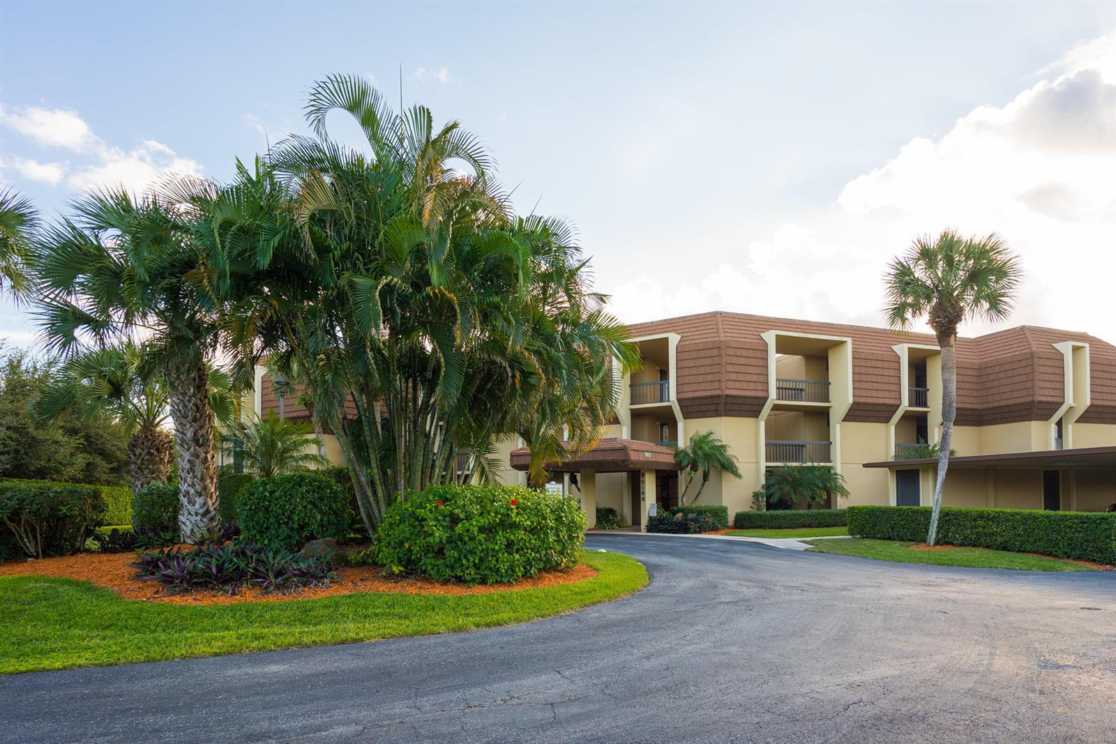 5188 Woodland Lakes Drive # 335, Palm Beach Gardens FL 33418