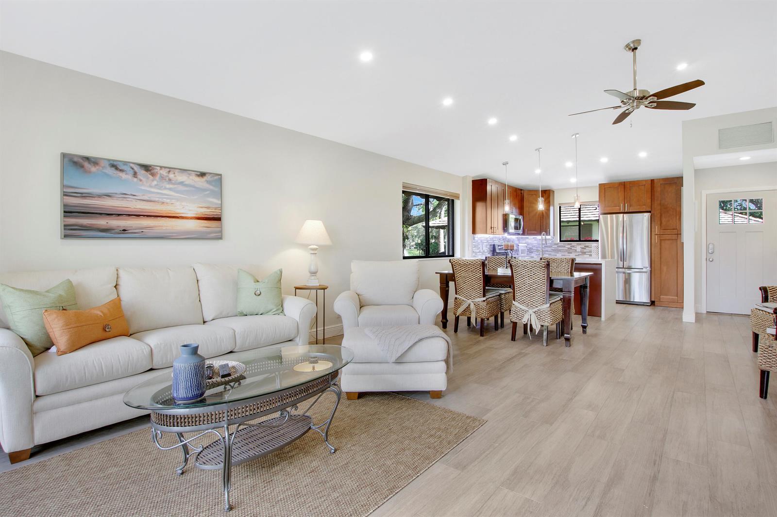 533 Club Drive, Palm Beach Gardens FL 33418 photo 4