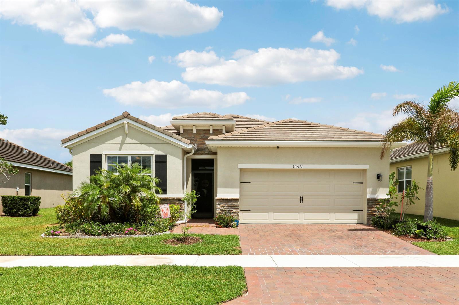10511 SW Toren Way, Port St. Lucie FL 34987