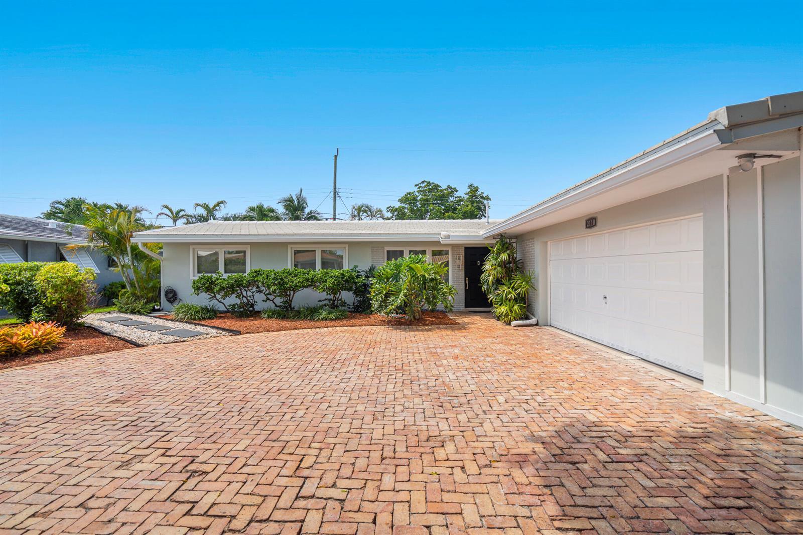2110 NE 55th Street, Fort Lauderdale FL 33308