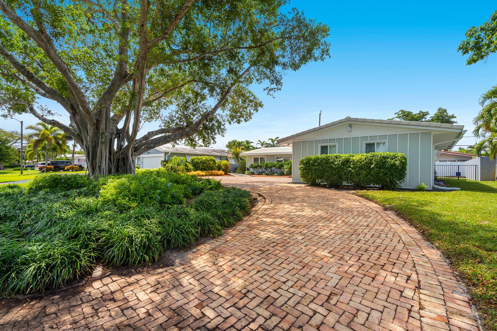 2110 NE 55th Street, Fort Lauderdale FL 33308 photo 4