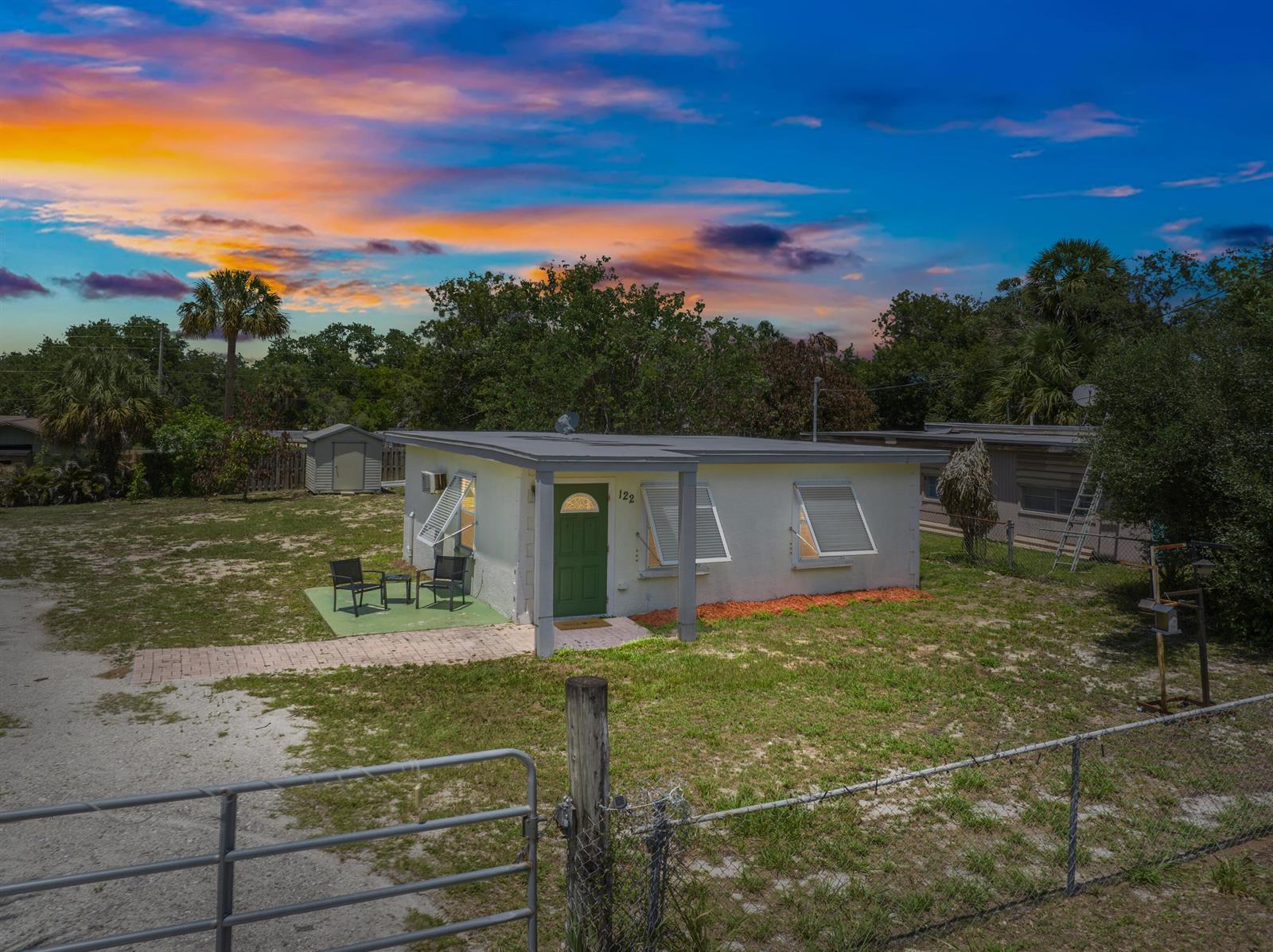 122 Julian Drive, Fort Pierce FL 34946