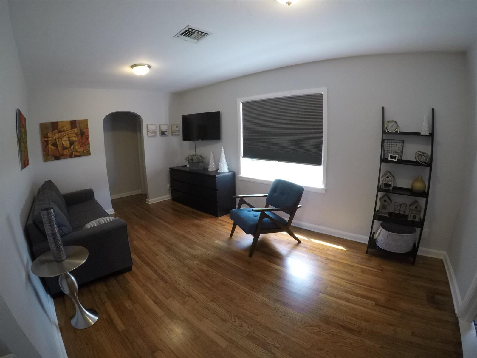 732 Highland Drive, West Palm Beach FL 33405 photo 3