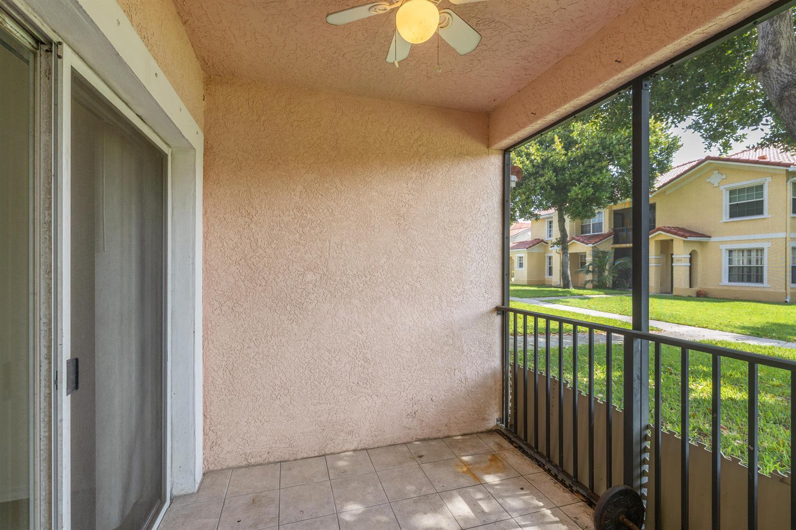 1307 Belmont Lane # 1307, North Lauderdale FL 33068 photo 3