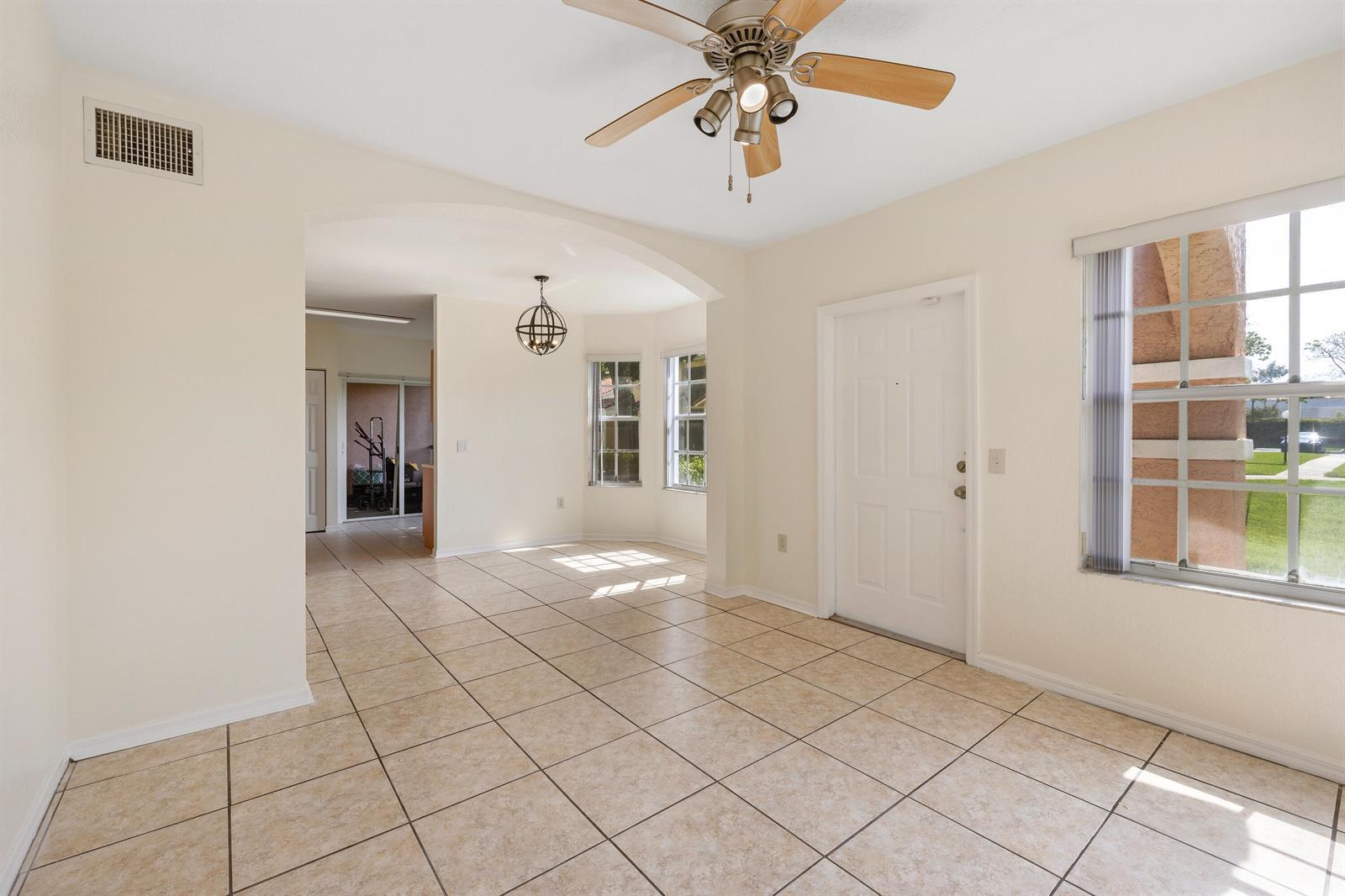 1307 Belmont Lane # 1307, North Lauderdale FL 33068 photo 4