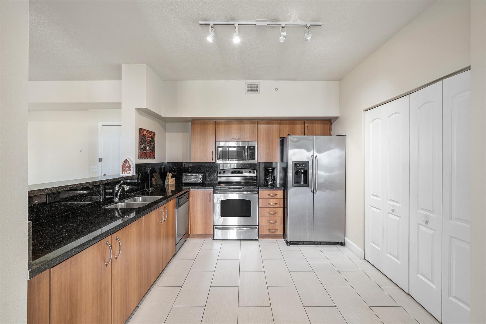 255 NE 3rd Avenue # 2503, Delray Beach FL 33444 photo 5