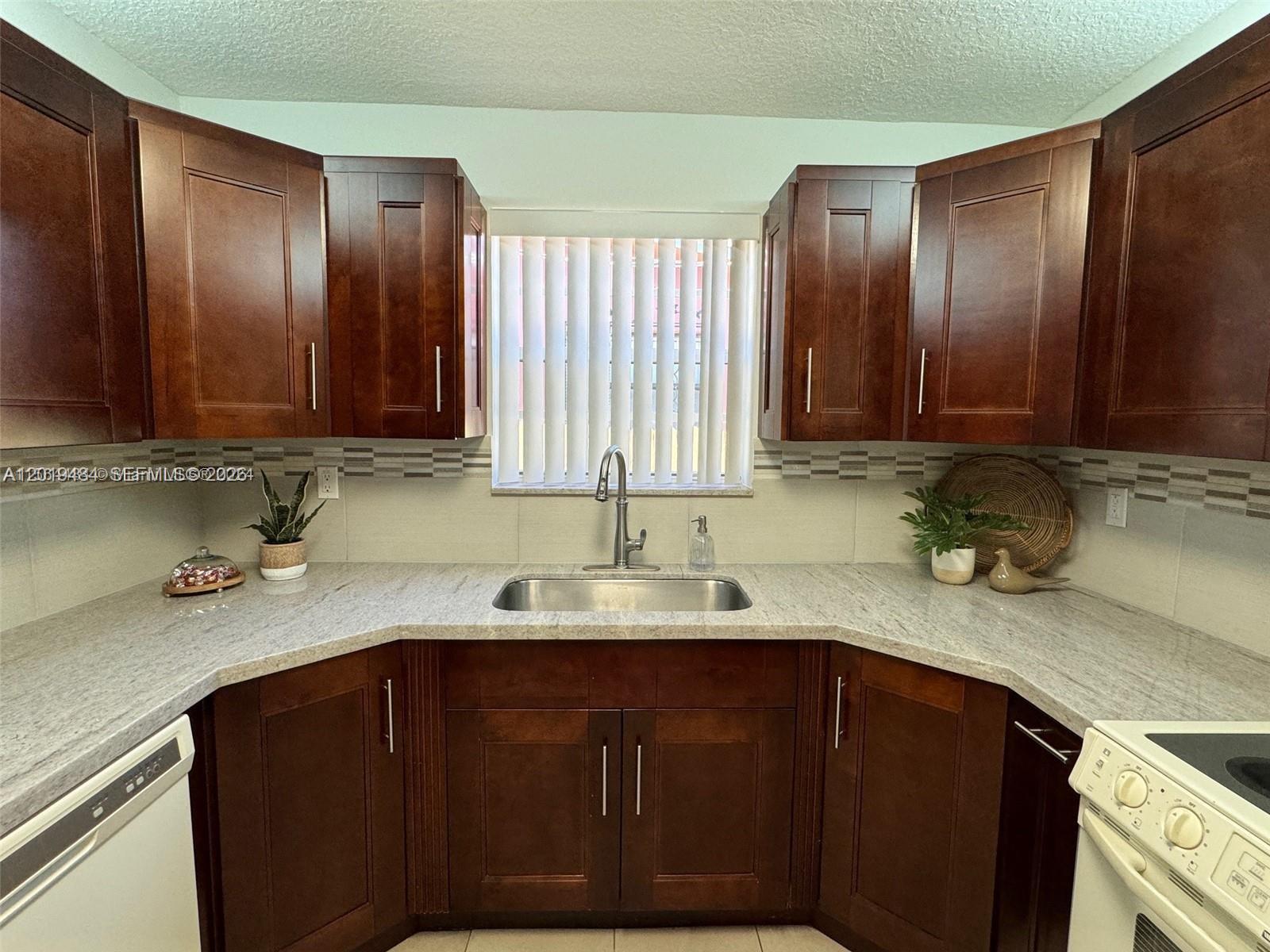 501 SW 120th Ave # 0, Miami FL 33184 photo 2