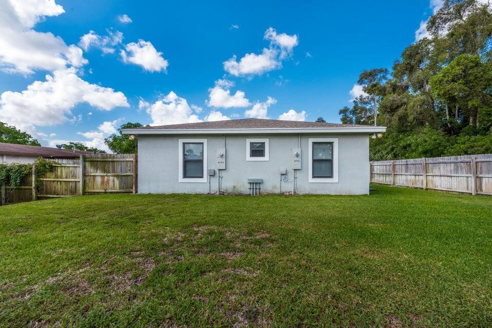 4743 Myla Lane, West Palm Beach FL 33417 photo 3