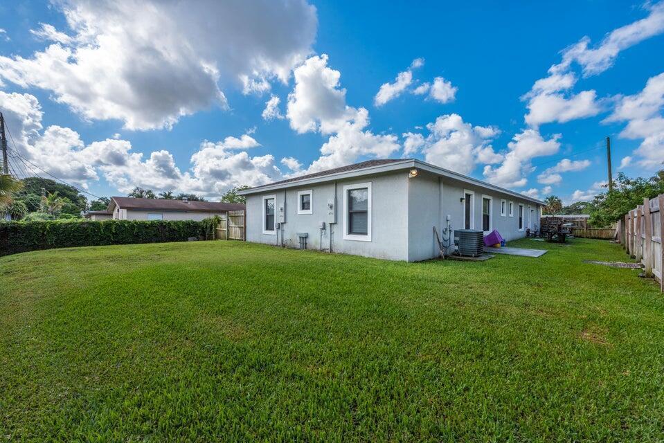 4743 Myla Lane, West Palm Beach FL 33417 photo 5