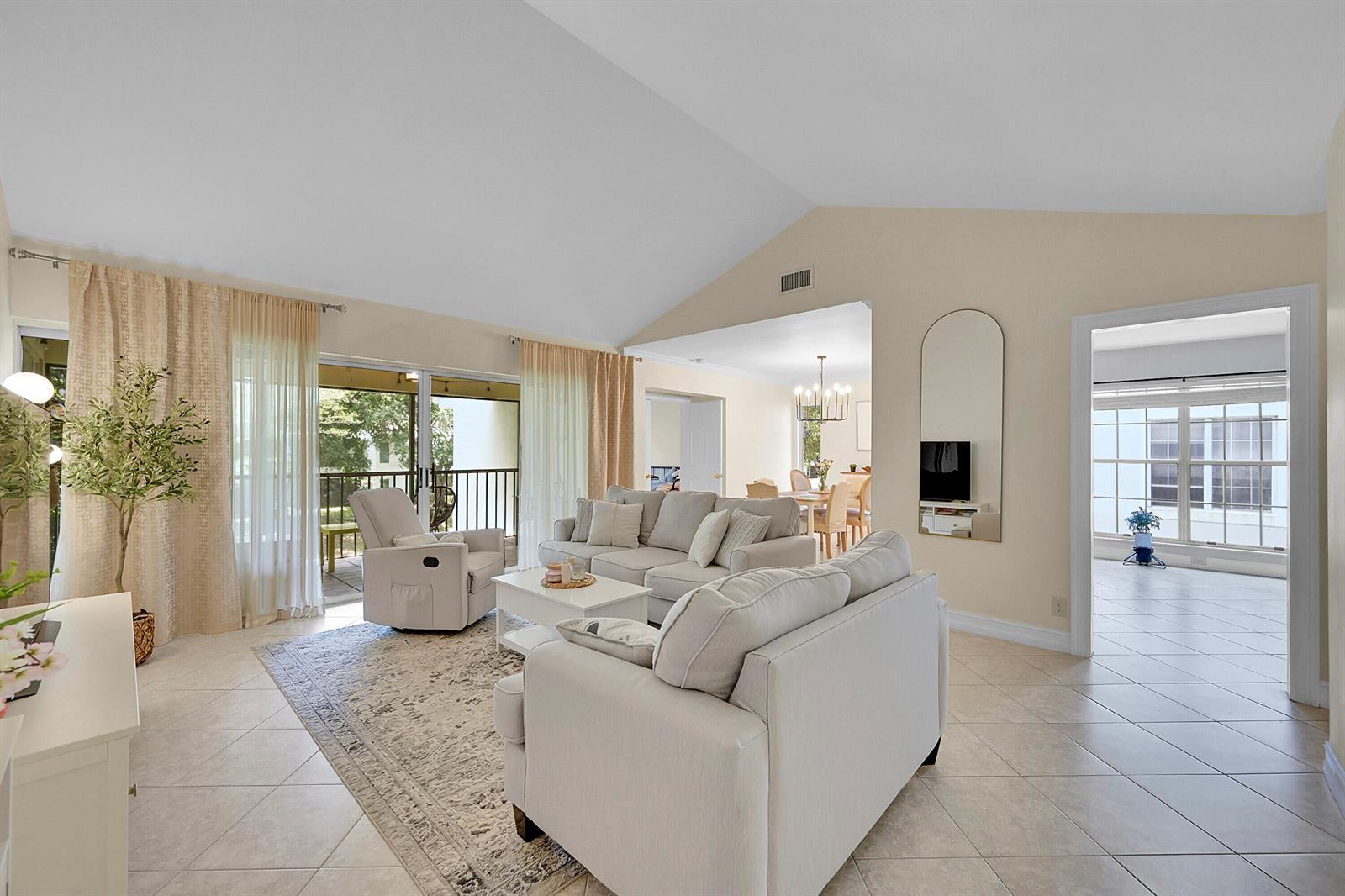 6245 Old Court Road # 202, Boca Raton FL 33433