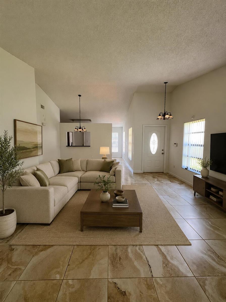 13761 Newport Manor, Davie FL 33325 photo 2