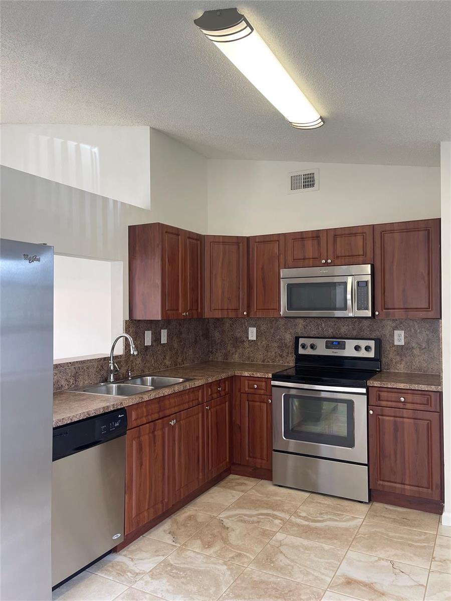 13761 Newport Manor, Davie FL 33325 photo 4