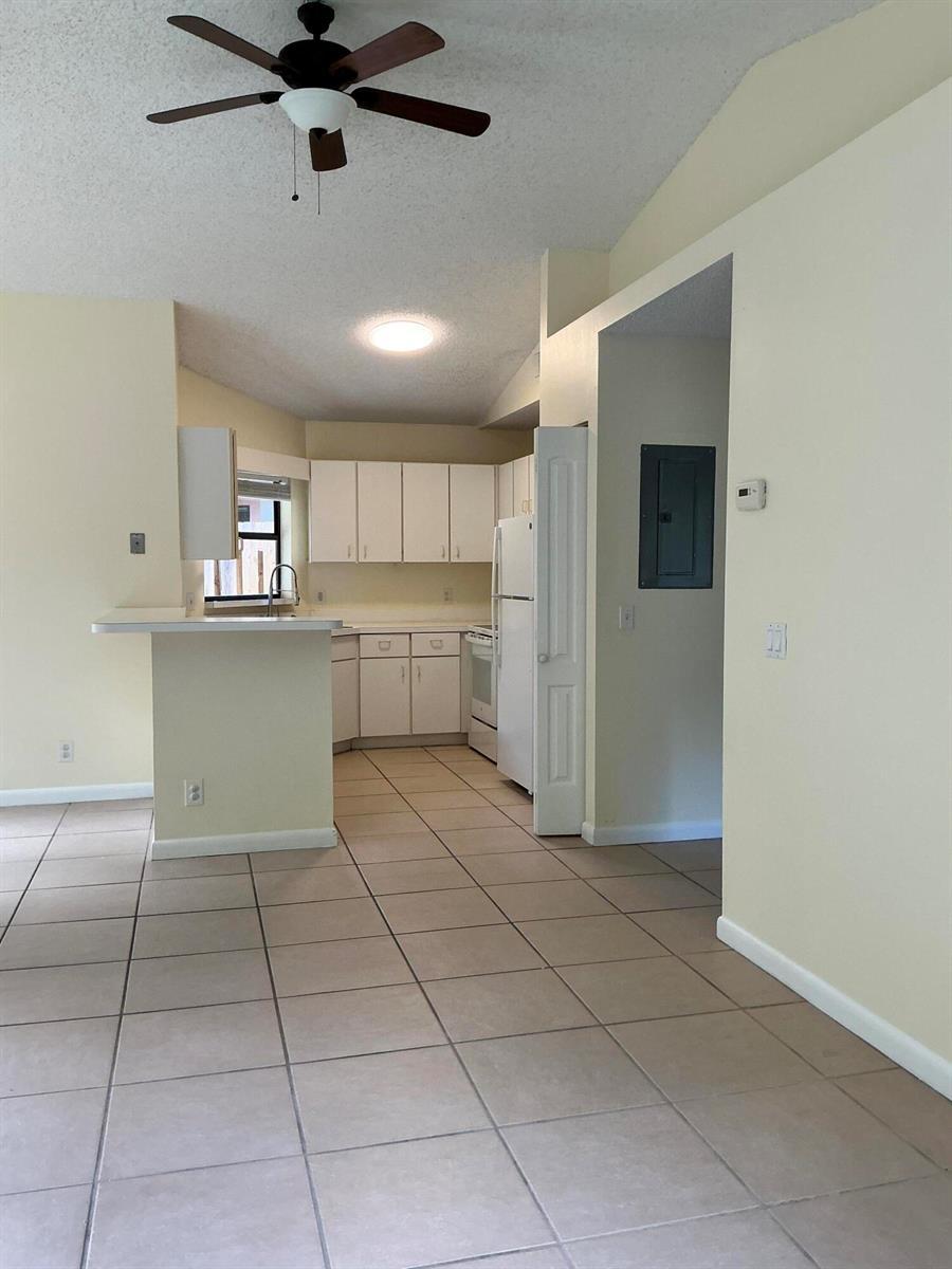 2820 Stoneway Lane, Fort Pierce FL 34982 photo 5