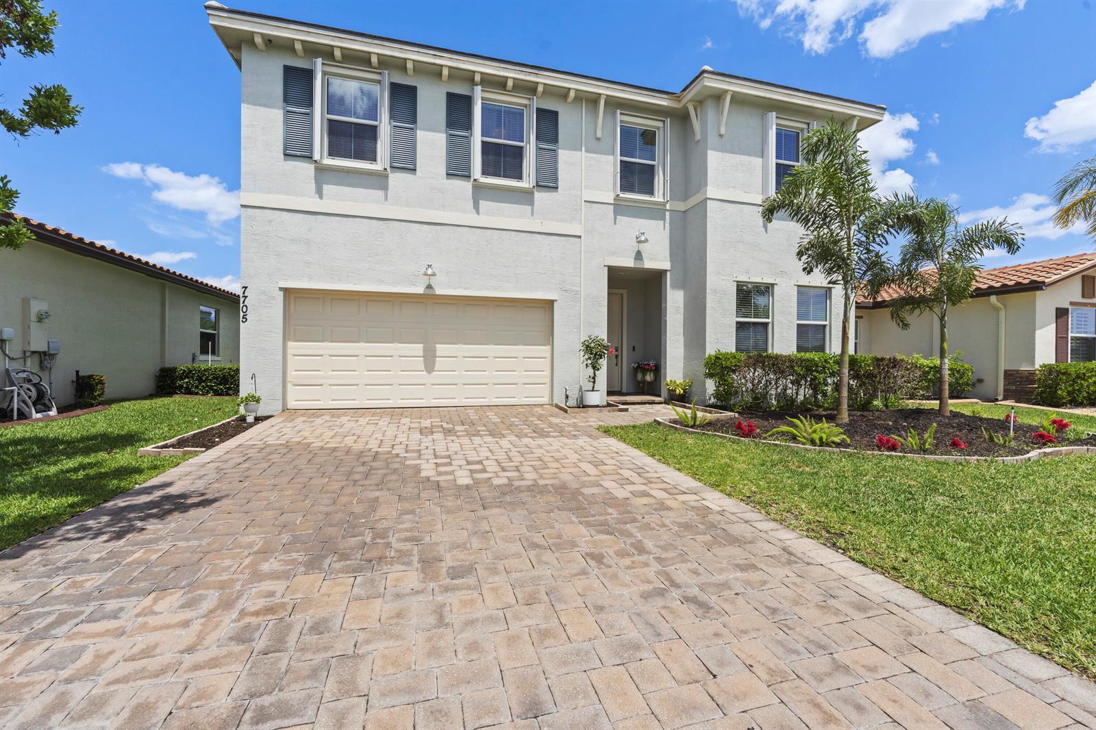 7705 NW Greenbank Circle, Port St. Lucie FL 34987 photo 2
