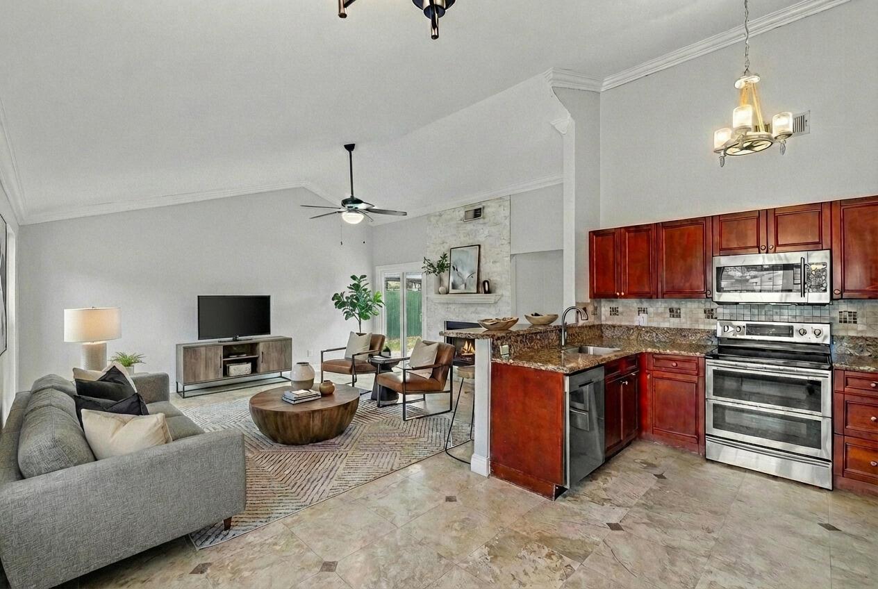 8411 Garden Gate Place, Boca Raton FL 33433