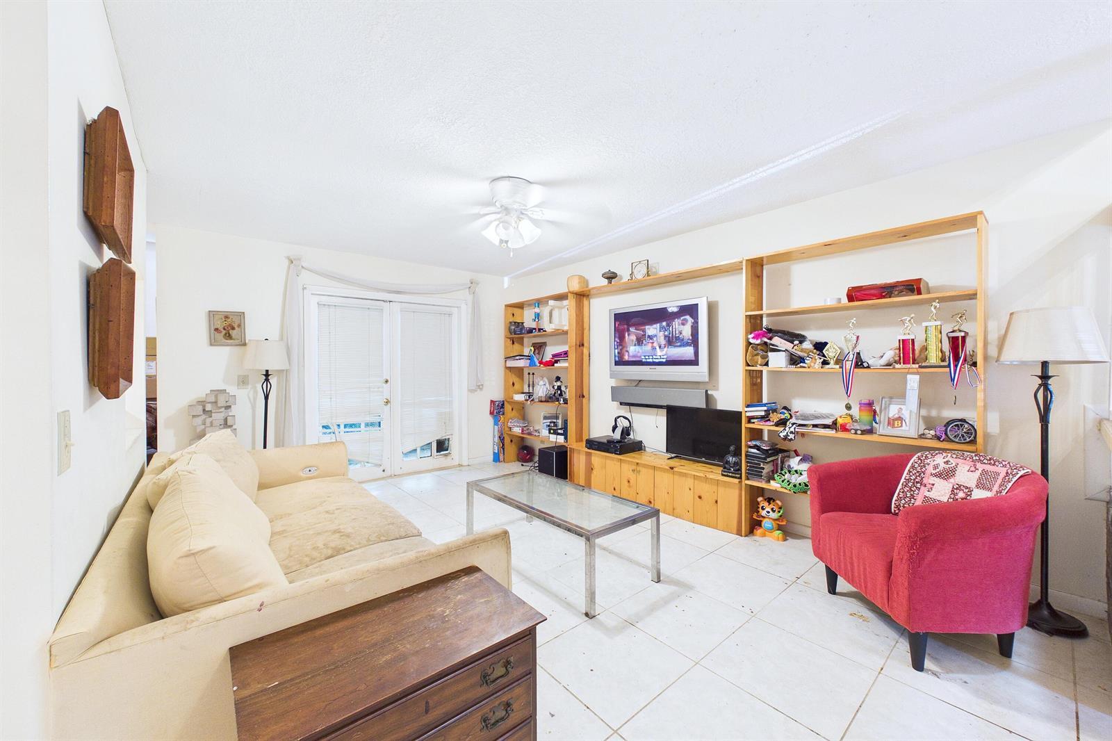 9905 W Atlantic Boulevard, Coral Springs FL 33071 photo 3