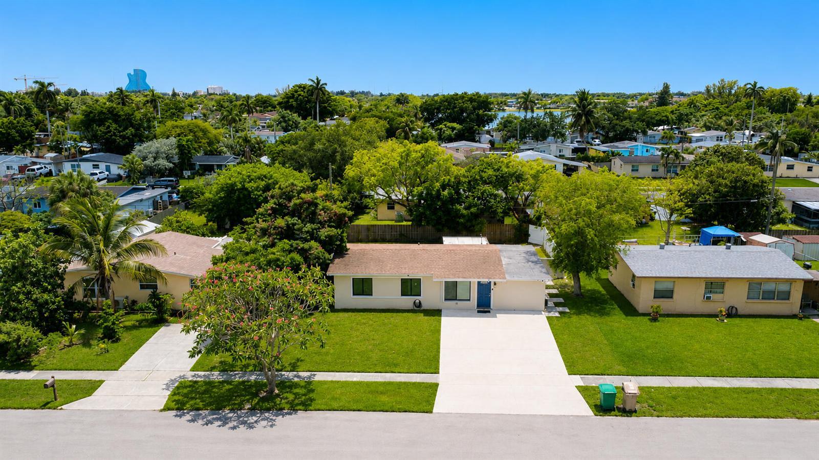 5700 SW 37 Court, Davie FL 33314 photo 2