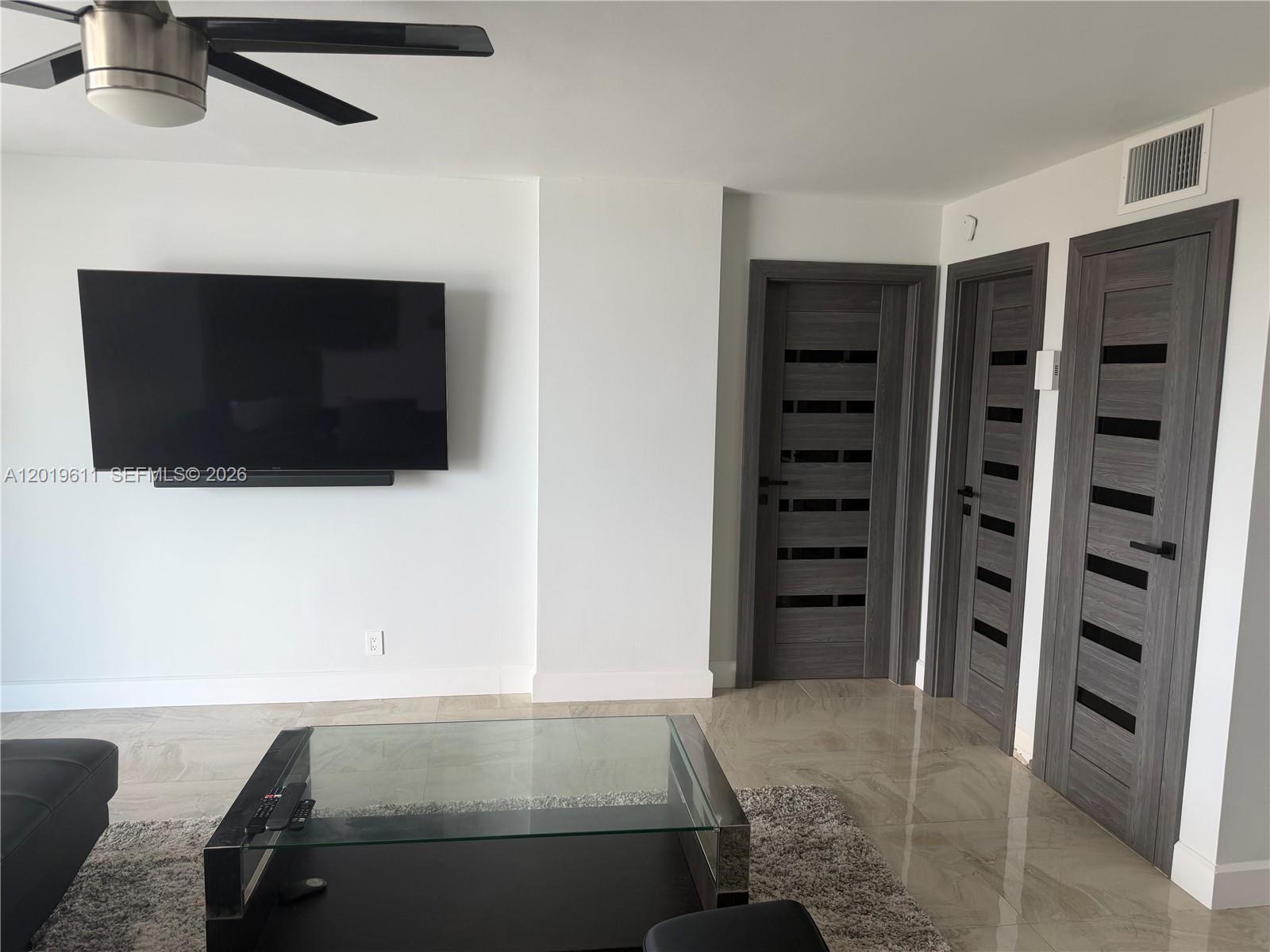 137 Golden Isles Dr # 1006, Hallandale Beach FL 33009 photo 4