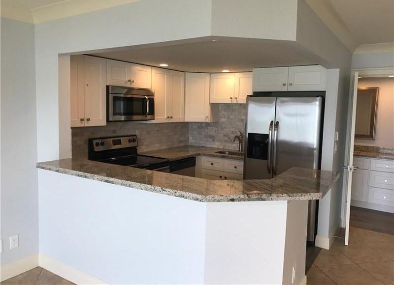 400 Wilma Circle # 105, Riviera Beach FL 33404 photo 4
