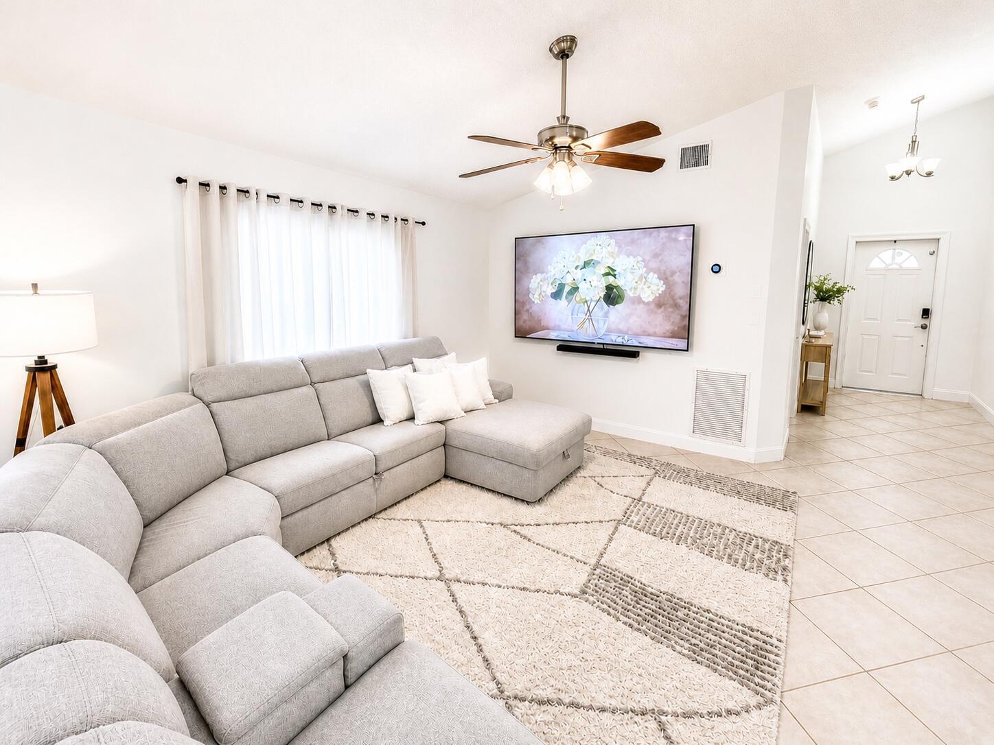2815 NW 111th Avenue, Sunrise FL 33322 photo 3