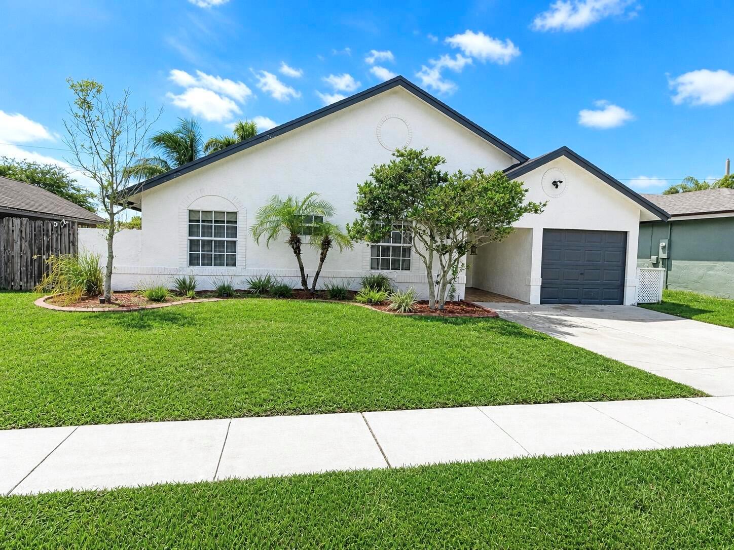 2815 NW 111th Avenue, Sunrise FL 33322