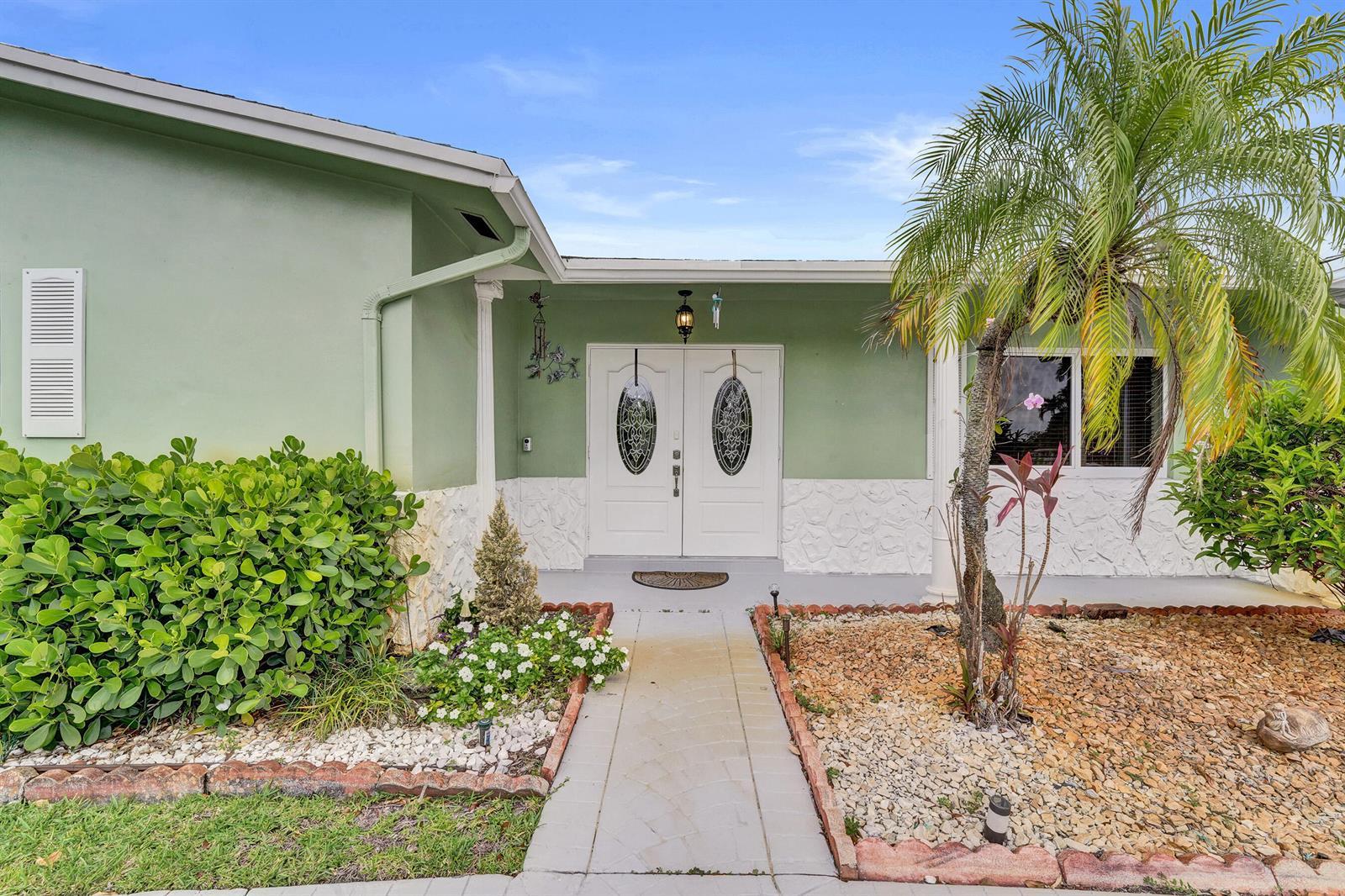1710 NW 111th Terrace, Pembroke Pines FL 33026 photo 5