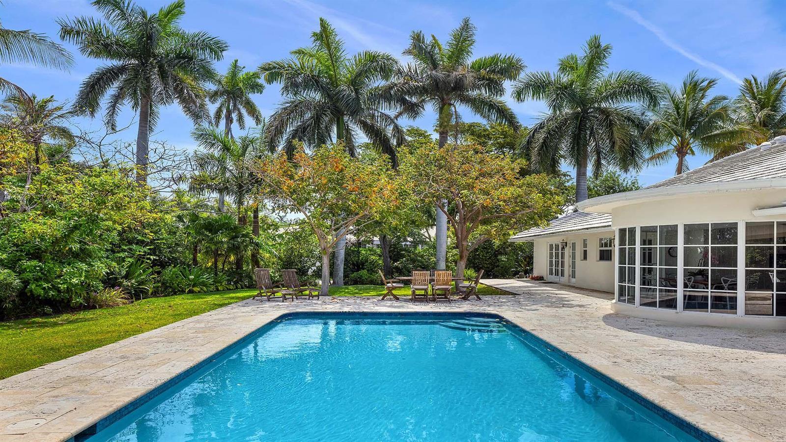 335 Old School Road, Gulf Stream FL 33483