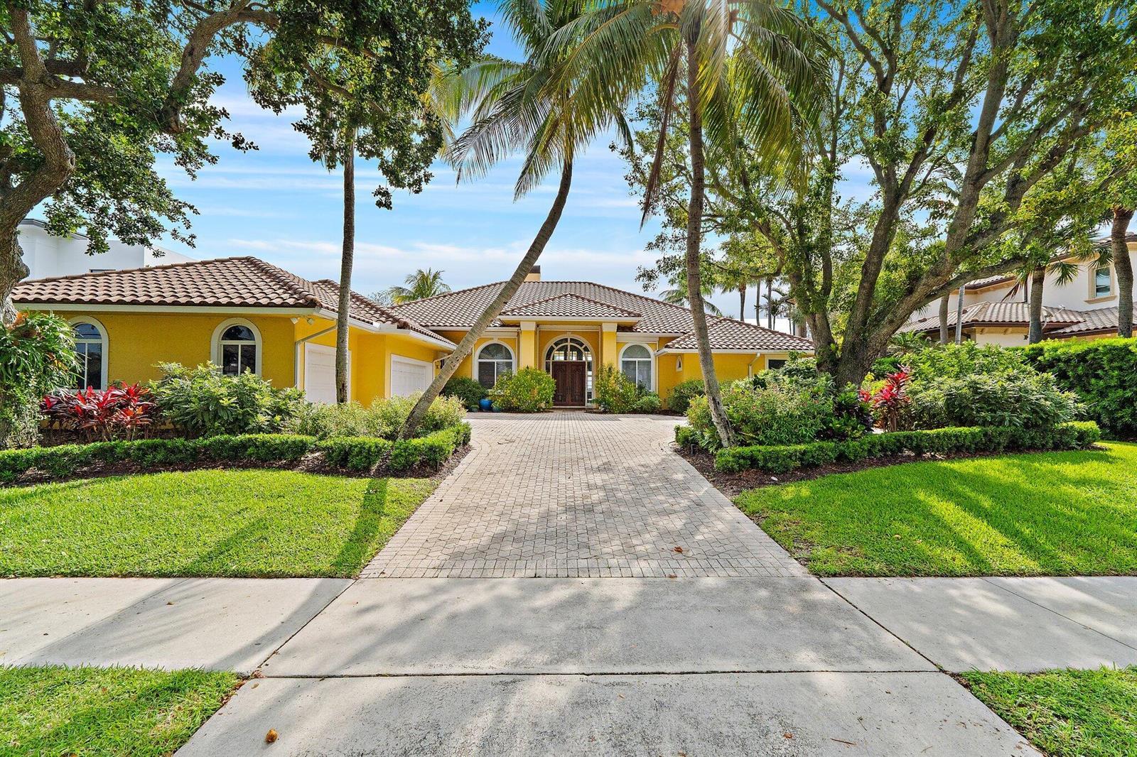 806 Lakeside Drive, North Palm Beach FL 33408 photo 3