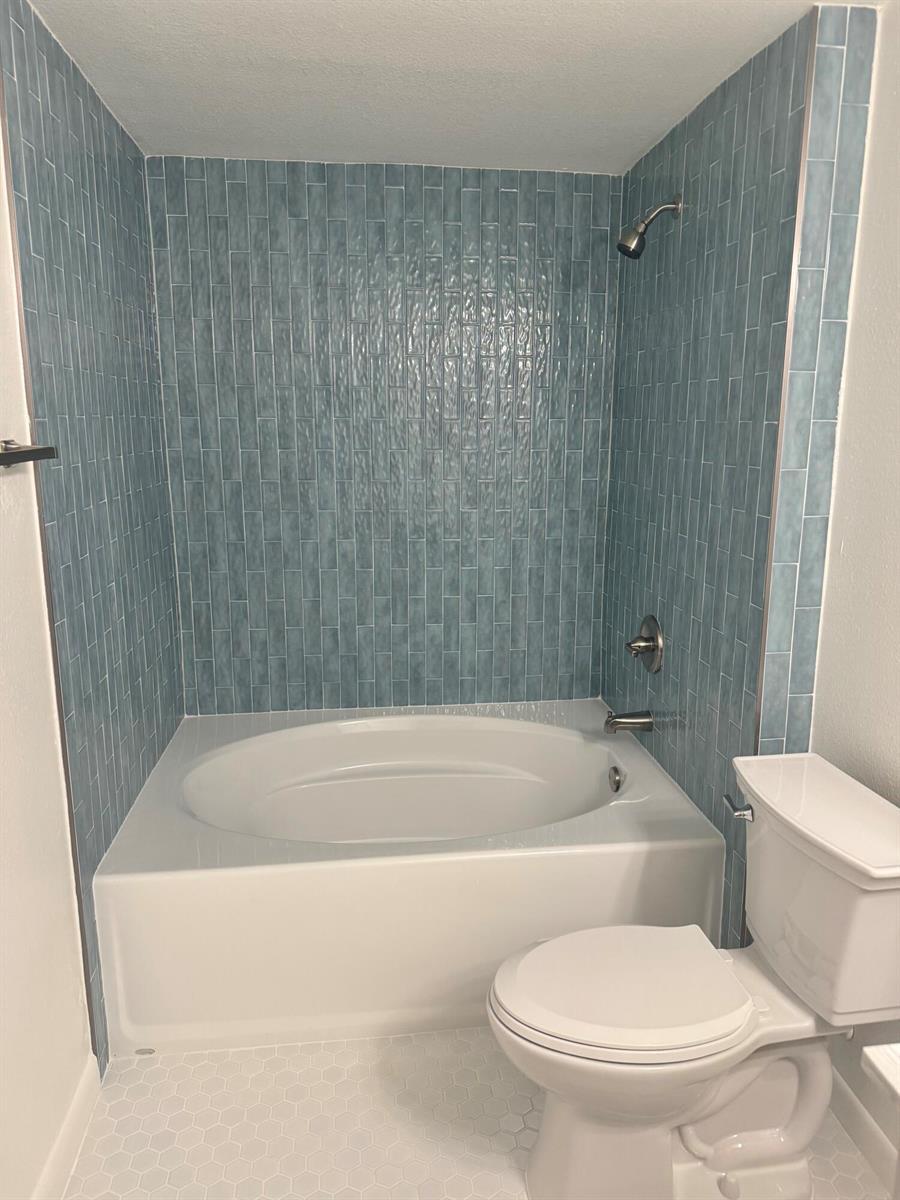 6559 Emerald Dunes Drive # 207, Royal Palm Beach FL 33411 photo 4
