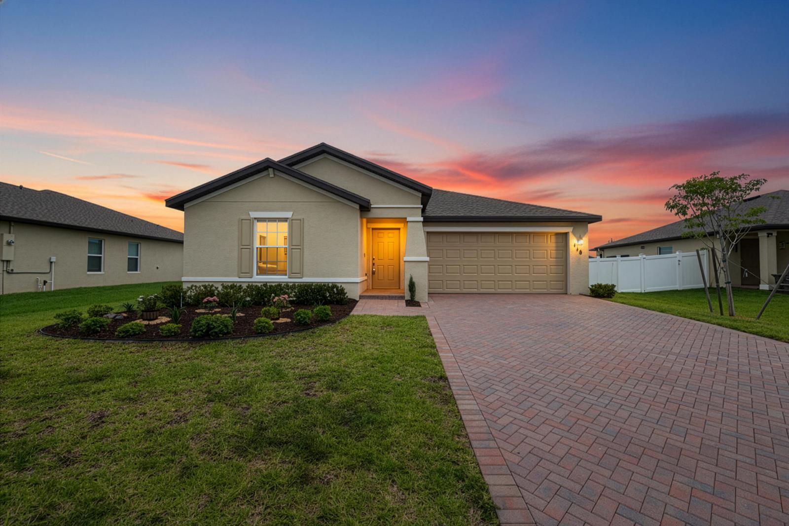 988 Bent Creek Drive, Fort Pierce FL 34947 photo 2
