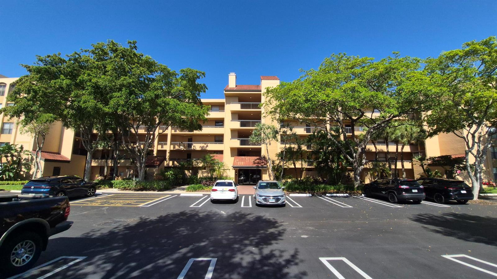 450 Egret Circle # 9403, Delray Beach FL 33444