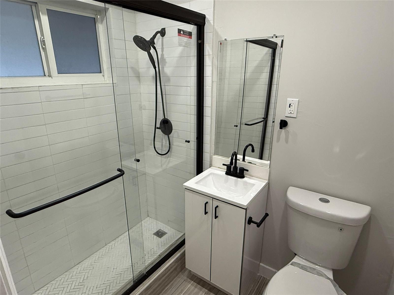 720 NE 7th Street # 2a, Hallandale Beach FL 33009 photo 4