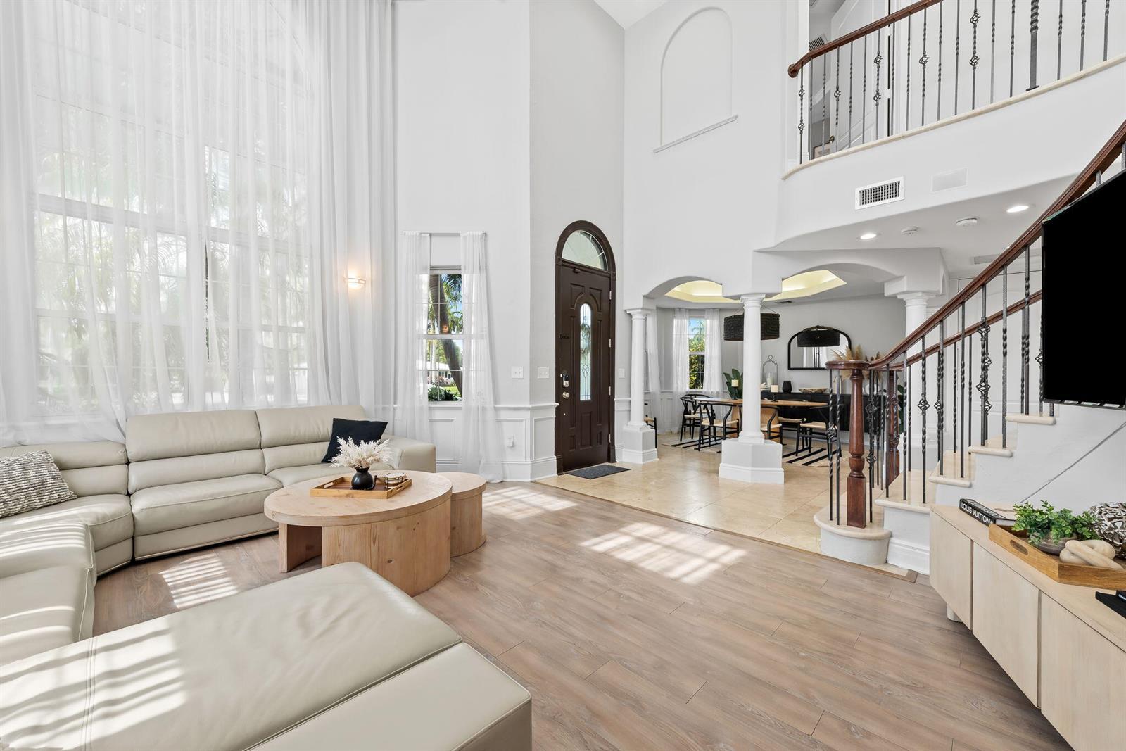 919 Hollywood Boulevard, Hollywood FL 33019 photo 3