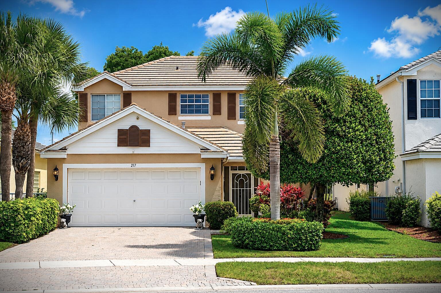 217 Berenger Walk, Royal Palm Beach FL 33414
