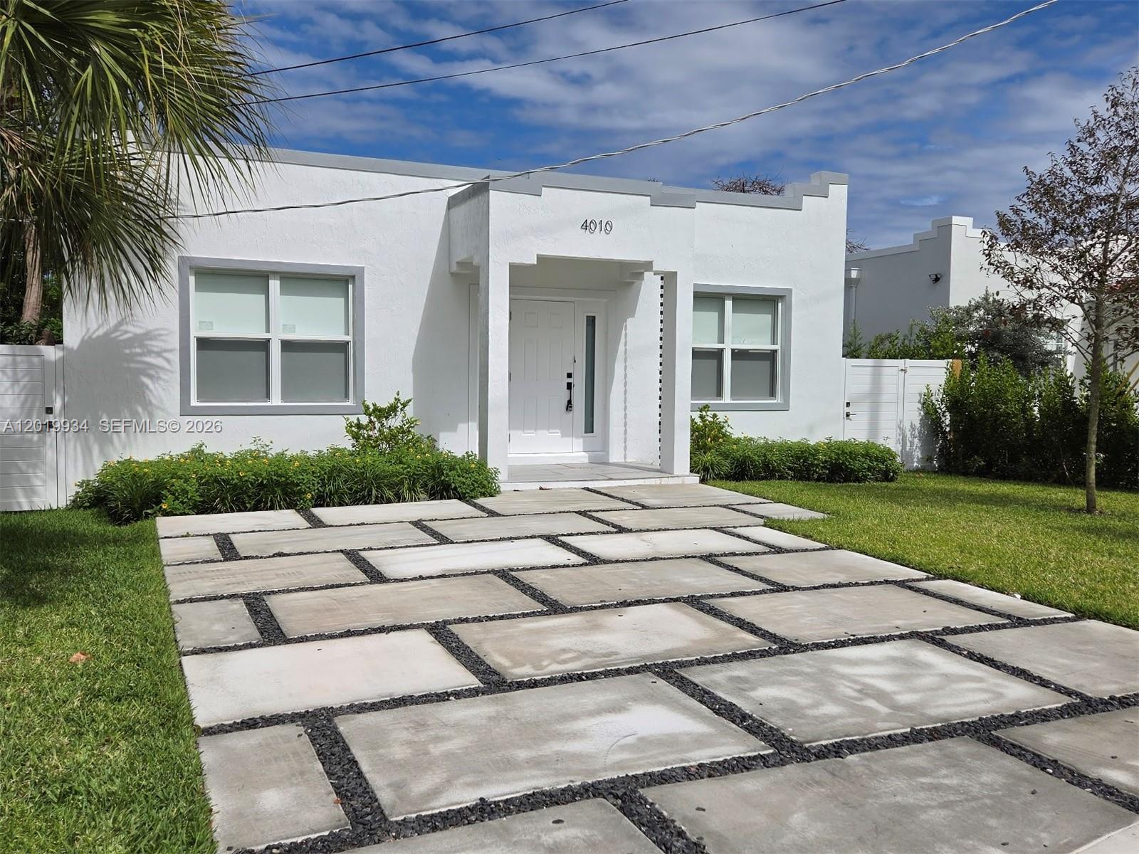 4010 Greenwood Ave, West Palm Beach FL 33407 photo 2