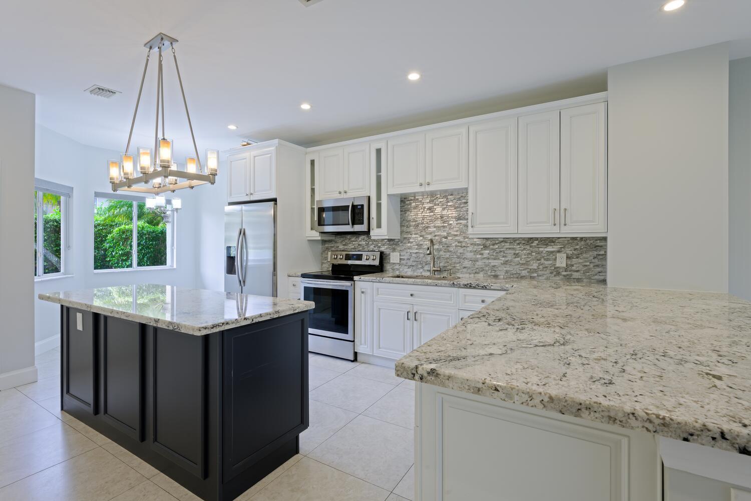 6817 Via Regina, Boca Raton FL 33433 photo 3