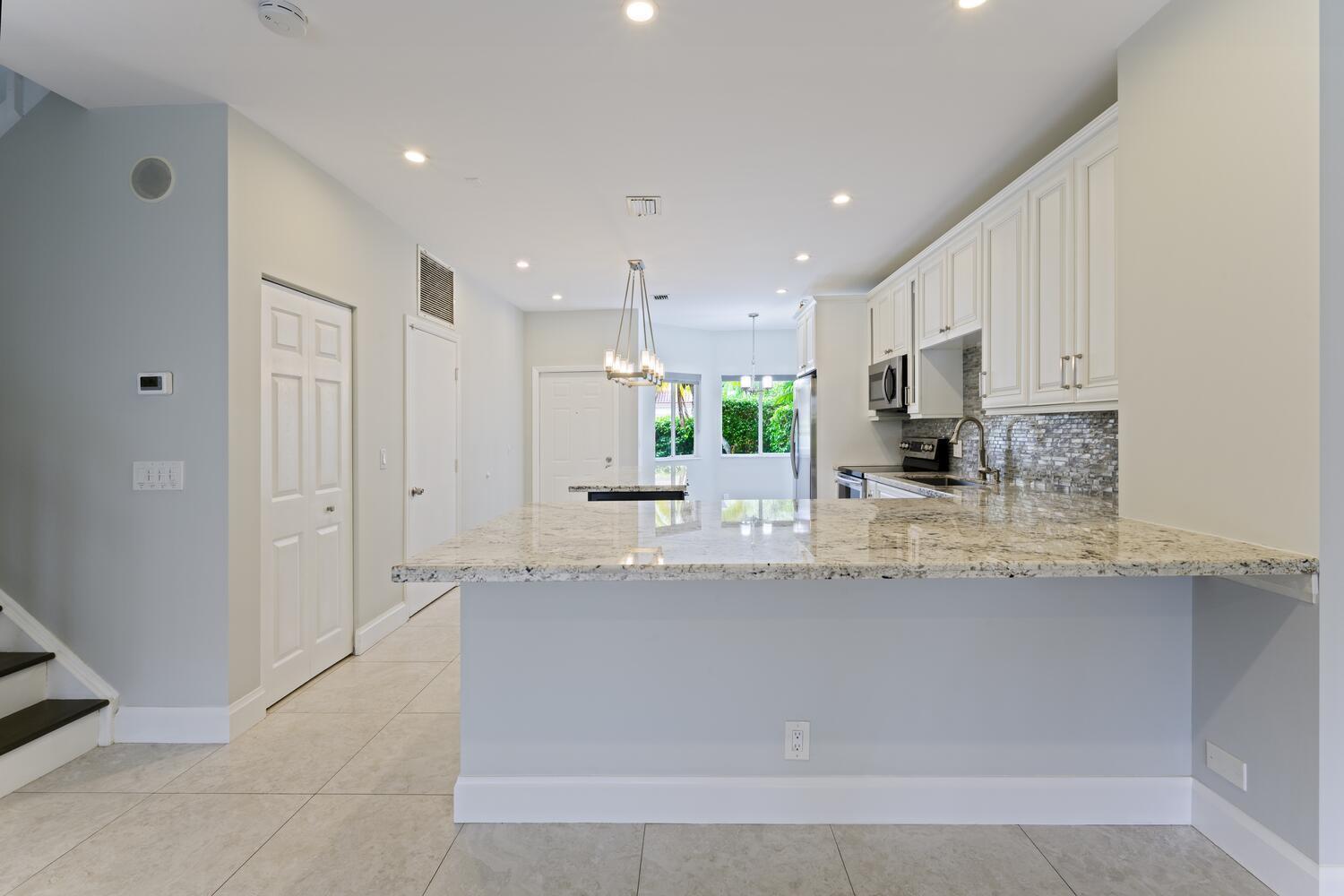 6817 Via Regina, Boca Raton FL 33433 photo 5