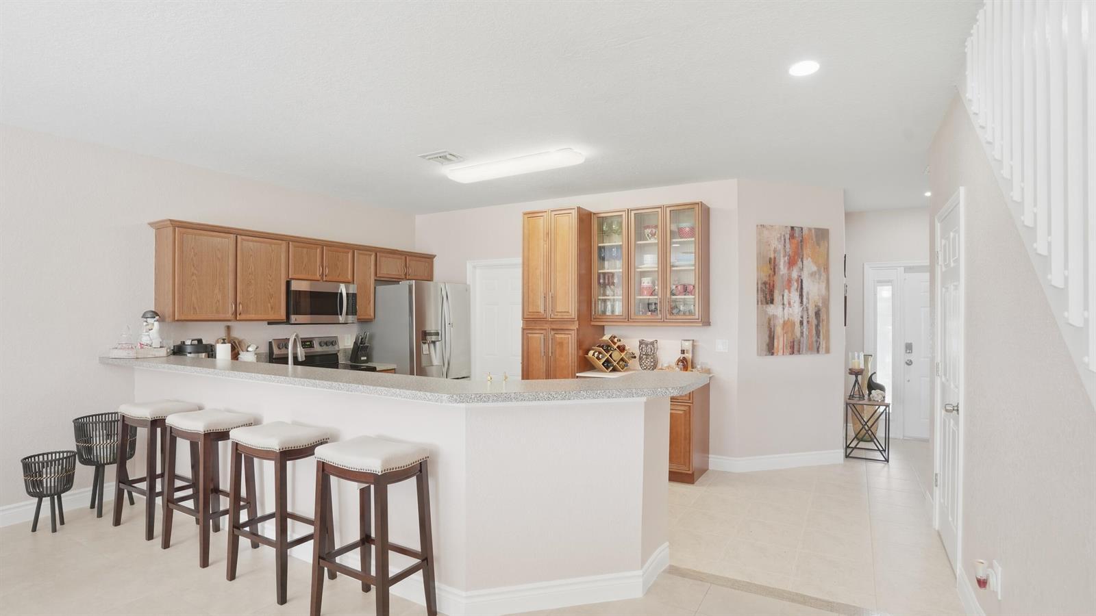 2712 NW 80th Avenue, Sunrise FL 33322 photo 2