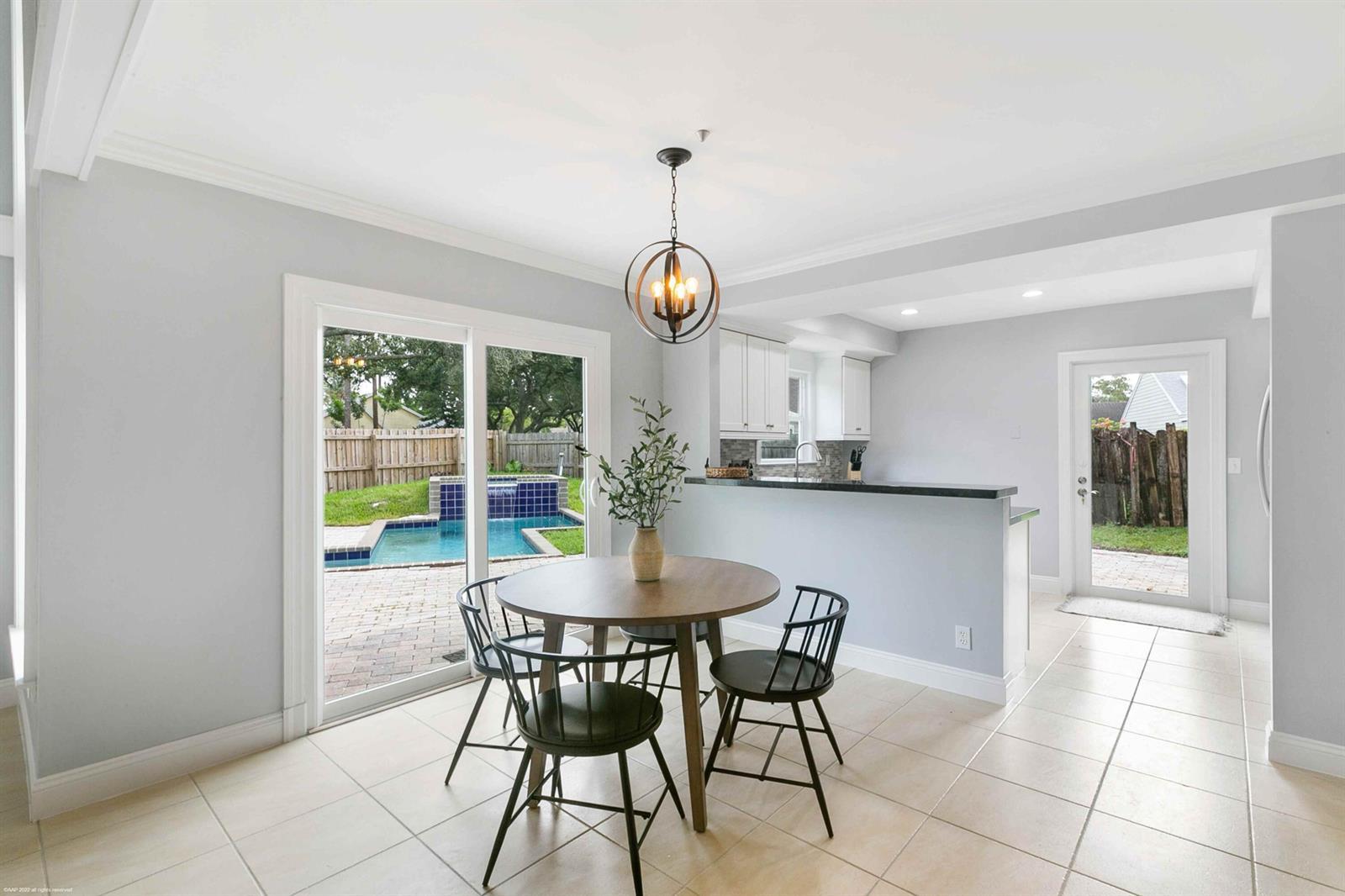 522 Goldenwood Way, Wellington FL 33414 photo 5